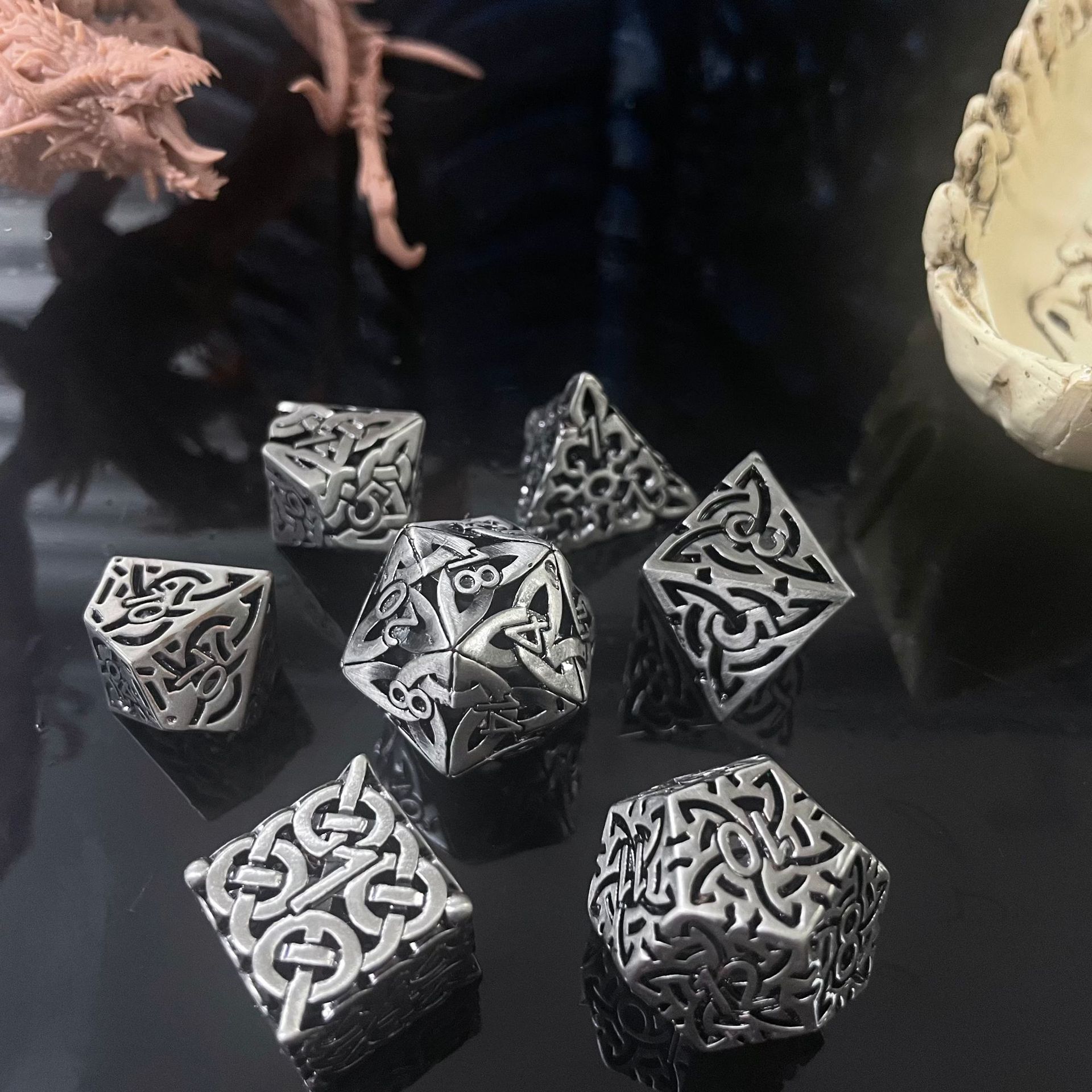 7 Pcs Cosplay D4-D20 DND Brass - đánh giá và giá Dice Set Polyhedral